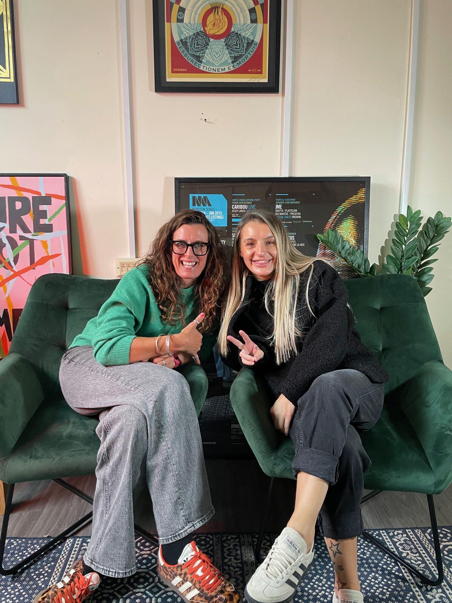 Girls Can Mix & Mc Johnnie Darko